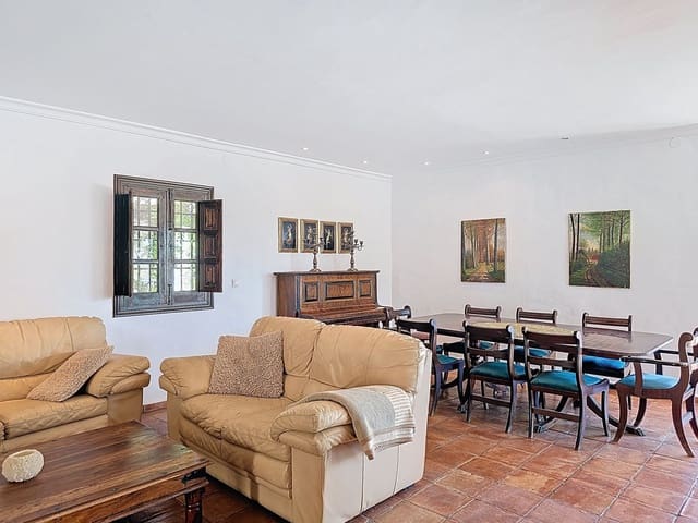 7 soveværelse Villa til salg i Torrox med swimmingpool garage - € 880.000 (Ref: 8998414)