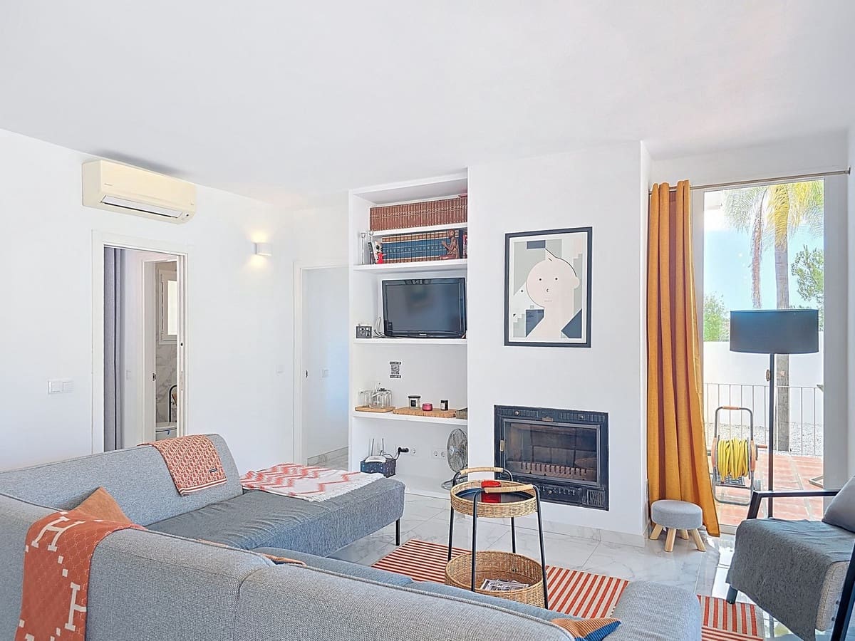 3 makuuhuone Huvila myytävänä paikassa Sayalonga mukana uima-altaan 
autotalli - 540 000 € (Ref: 9013732)