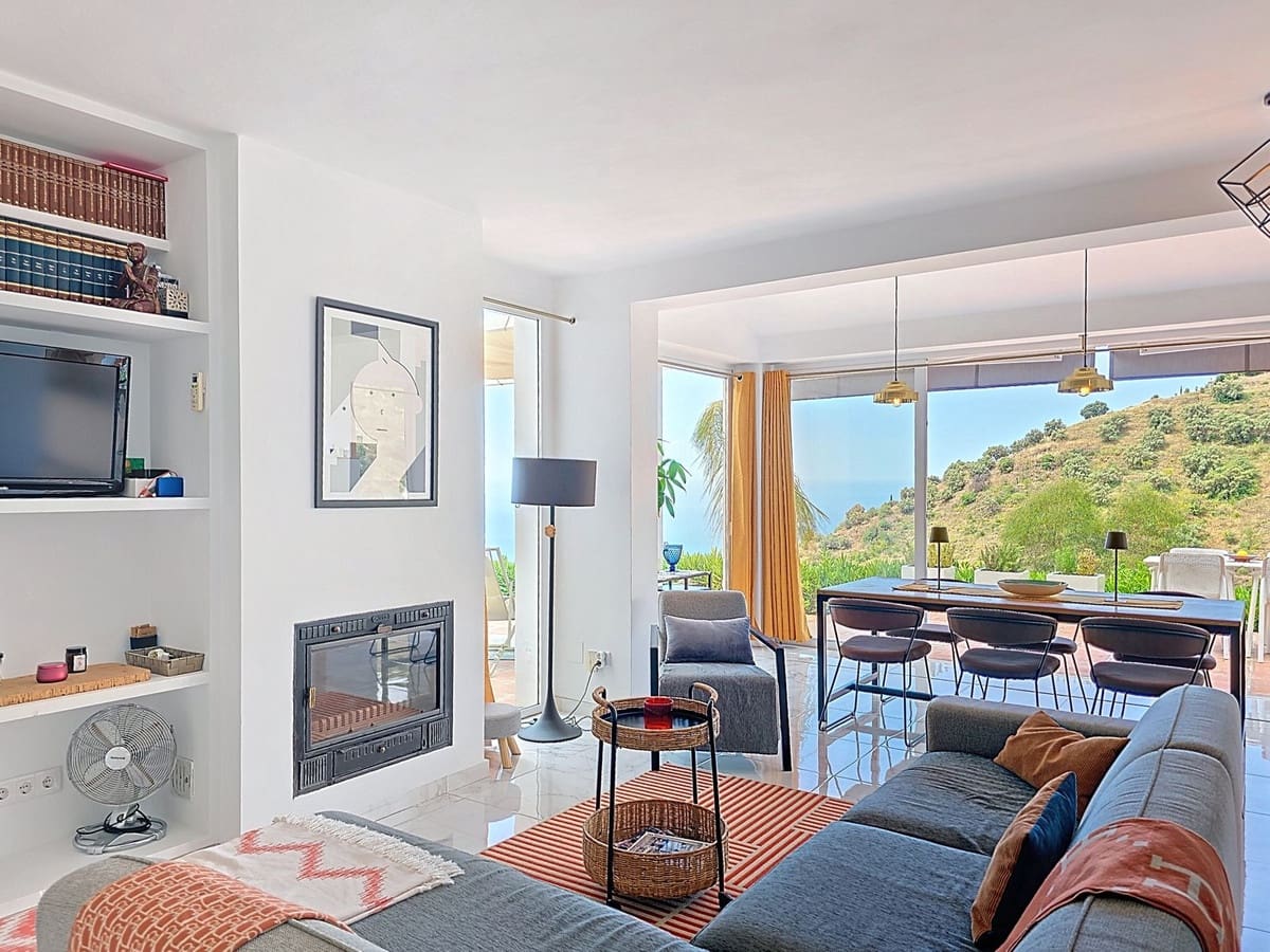 3 makuuhuone Huvila myytävänä paikassa Sayalonga mukana uima-altaan 
autotalli - 540 000 € (Ref: 9013732)