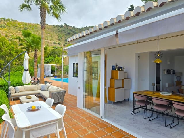 3 makuuhuone Huvila myytävänä paikassa Sayalonga mukana uima-altaan 
autotalli - 540 000 € (Ref: 9013732)