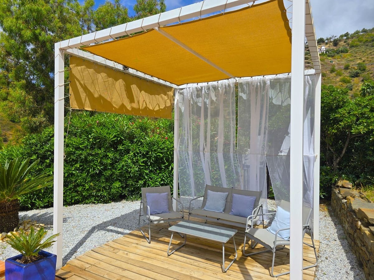 3 makuuhuone Huvila myytävänä paikassa Sayalonga mukana uima-altaan 
autotalli - 540 000 € (Ref: 9013732)