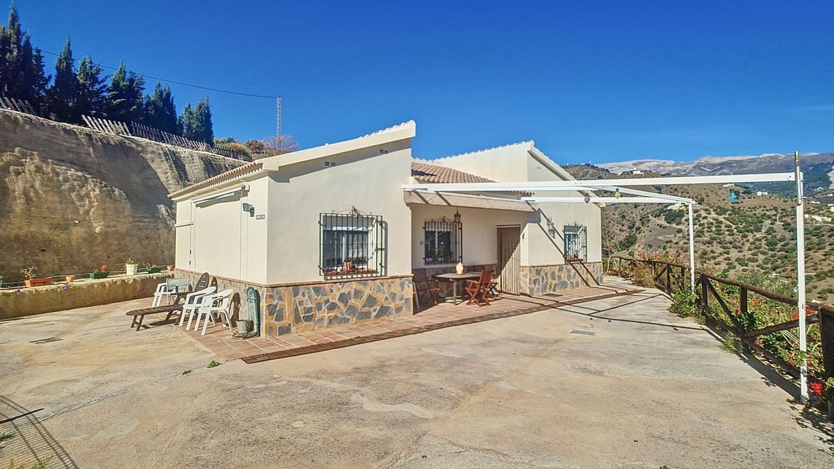 3 sovrum Villa till salu i Corumbela med pool garage - 375 000 € (Ref: 9024202)