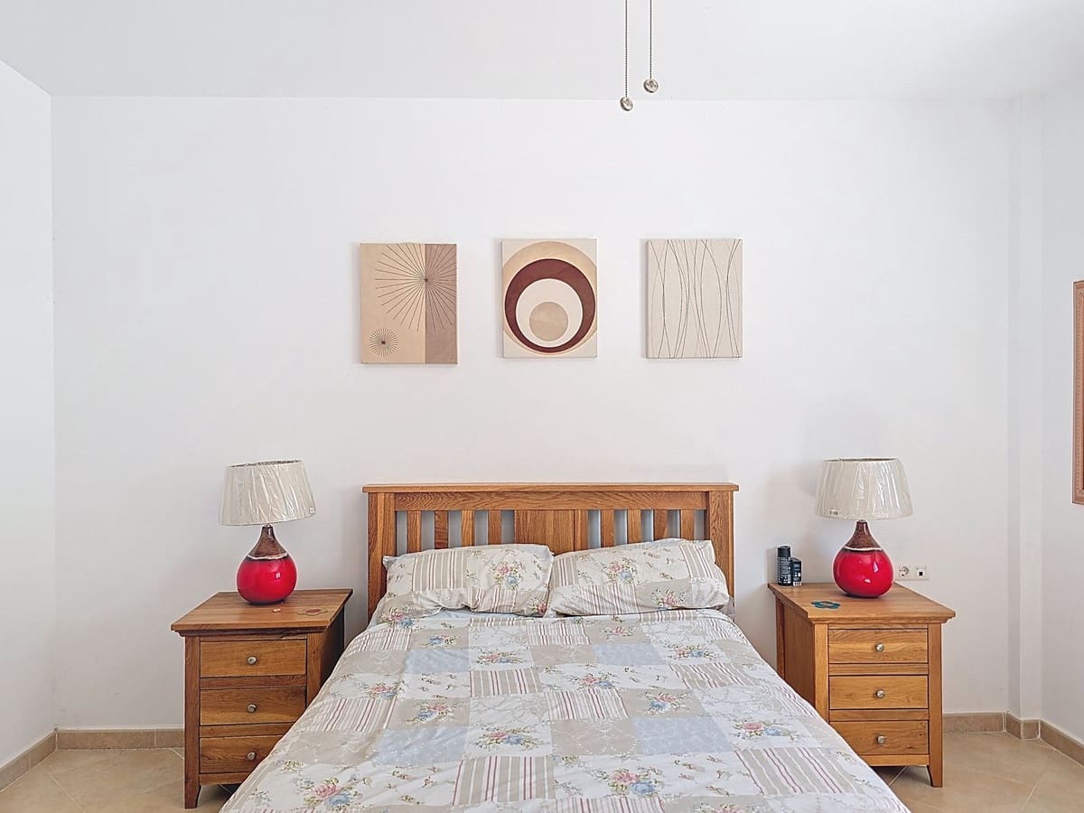 4 soveværelse Villa til salg i Competa med swimmingpool garage - € 425.000 (Ref: 9026332)