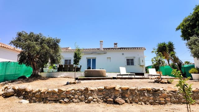 2 Zimmer Finca/Landgut zu verkaufen in Alora mit Pool - 245.000 € (Ref: 9060059)