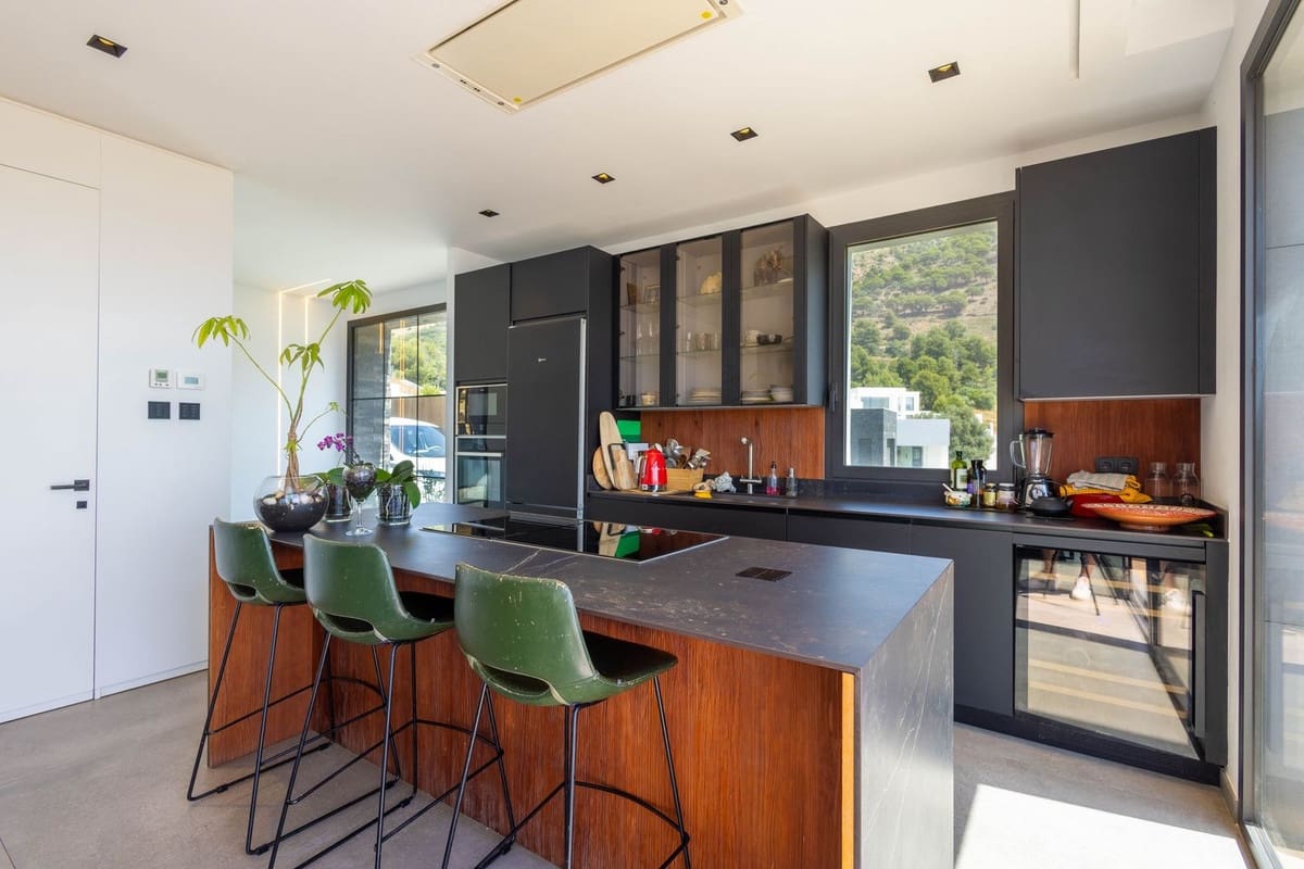 4 slaapkamer Villa te koop in Mijas met zwembad garage - € 1.499.000 (Ref: 9061912)