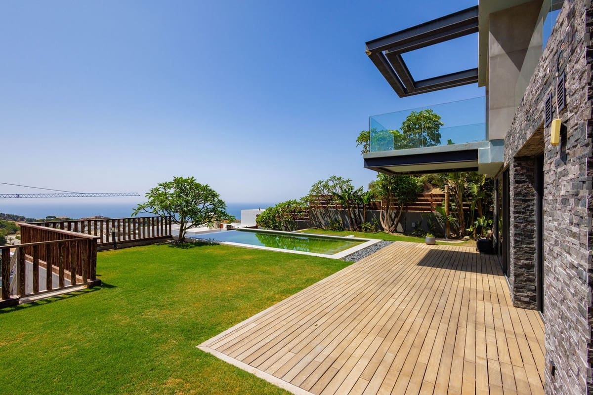 4 slaapkamer Villa te koop in Mijas met zwembad garage - € 1.499.000 (Ref: 9061912)
