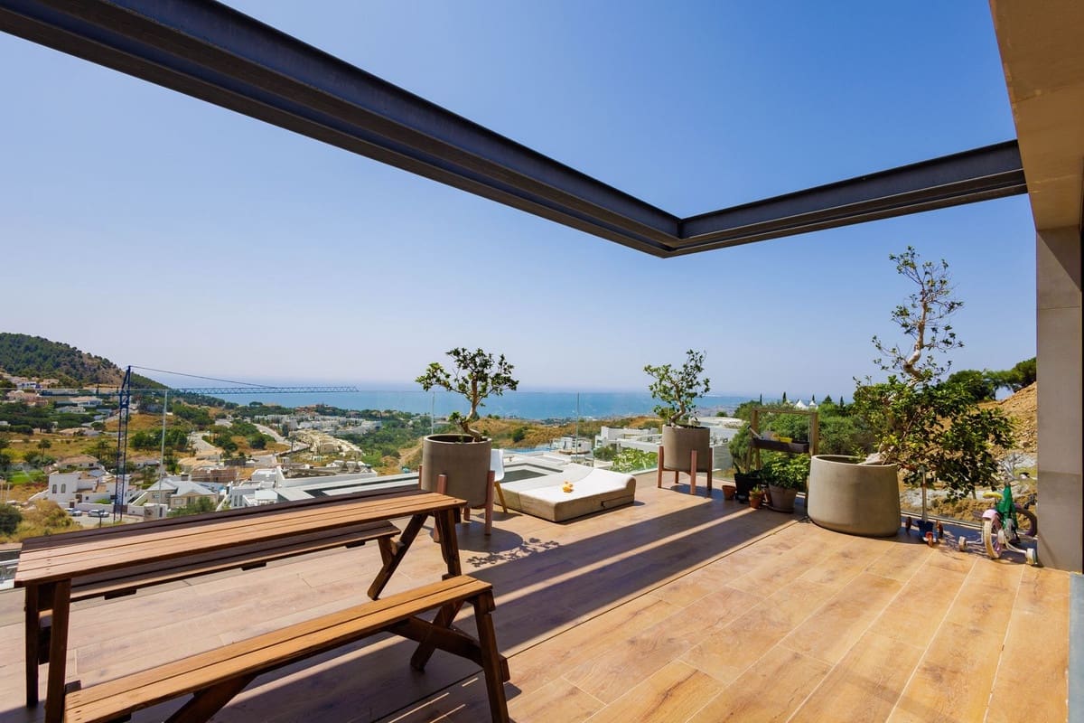 4 slaapkamer Villa te koop in Mijas met zwembad garage - € 1.499.000 (Ref: 9061912)