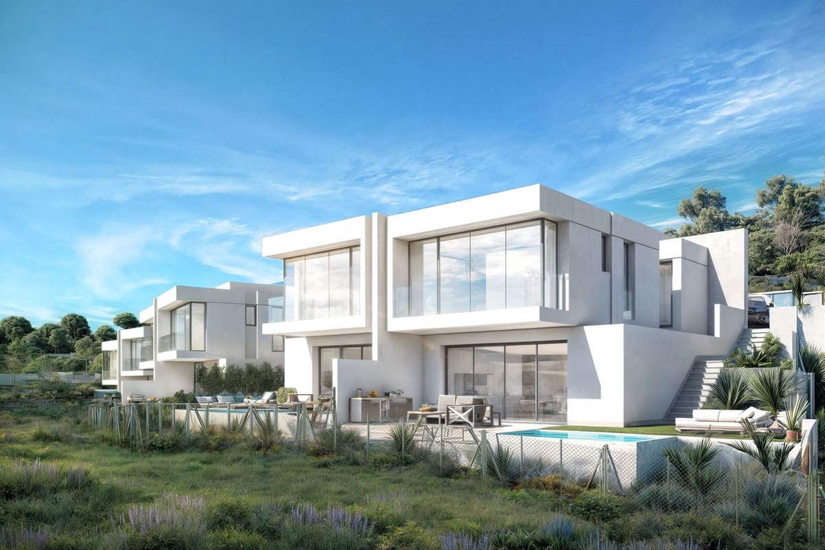 Pareado de 4 habitaciones en Lagos en venta con piscina garaje - 495.000 € (Ref: 9065628)
