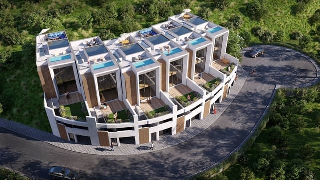 3 chambre Maison de Ville à vendre à Torrox-Costa, Torrox avec piscine garage - 650 000 € (Ref: 9065629)