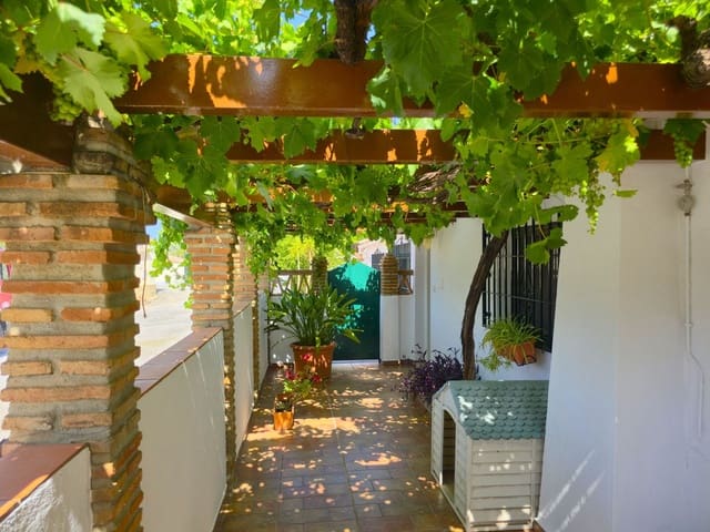 2 soverom Villa til salgs i Cómpeta med svømmebasseng garasje - € 497 000 (Ref: 9094447)