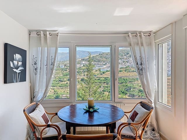 2 soverom Villa til salgs i Cómpeta med svømmebasseng garasje - € 497 000 (Ref: 9094447)