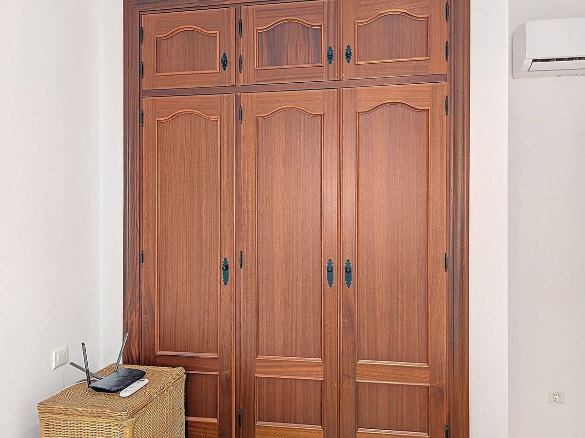 3 soveværelse Villa til salg i Arenas med swimmingpool garage - € 299.000 (Ref: 9101066)