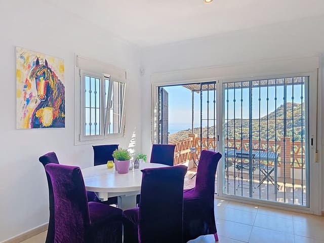 3 soverom Villa til salgs i Arenas med svømmebasseng garasje - € 299 000 (Ref: 9101066)