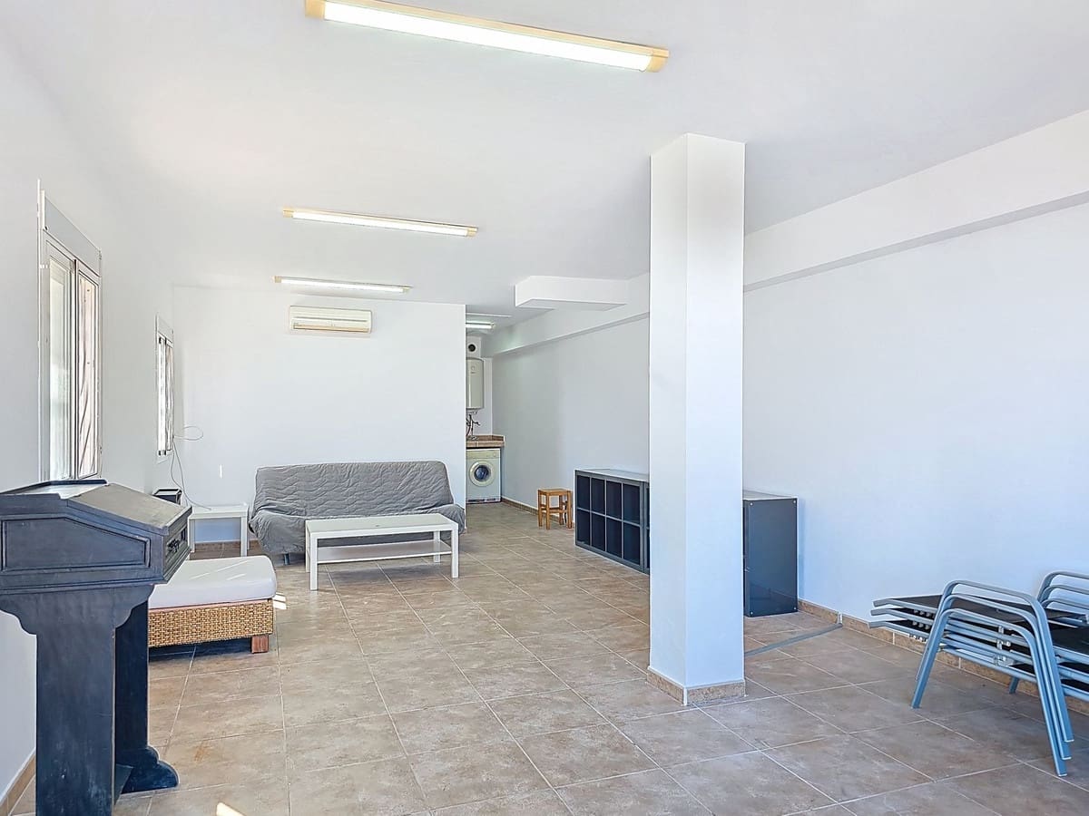 3 sypialnia Willa na sprzedaż w Arenas z basenem garażem - 299 000 € (Ref: 9101066)