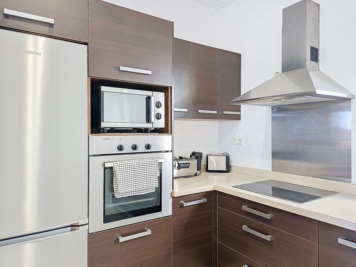 3 sypialnia Willa na sprzedaż w Arenas z basenem garażem - 299 000 € (Ref: 9101066)