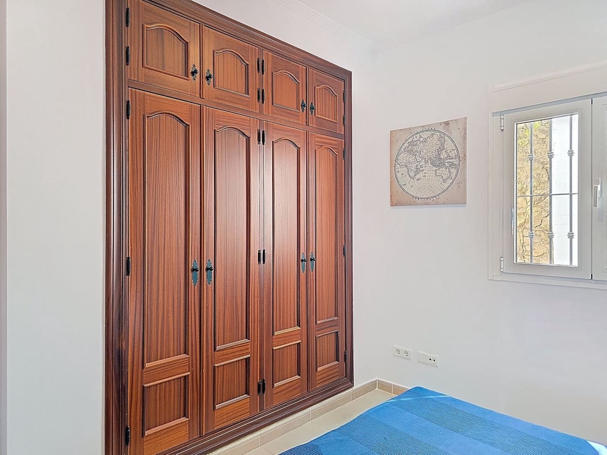 3 sypialnia Willa na sprzedaż w Arenas z basenem garażem - 299 000 € (Ref: 9101066)