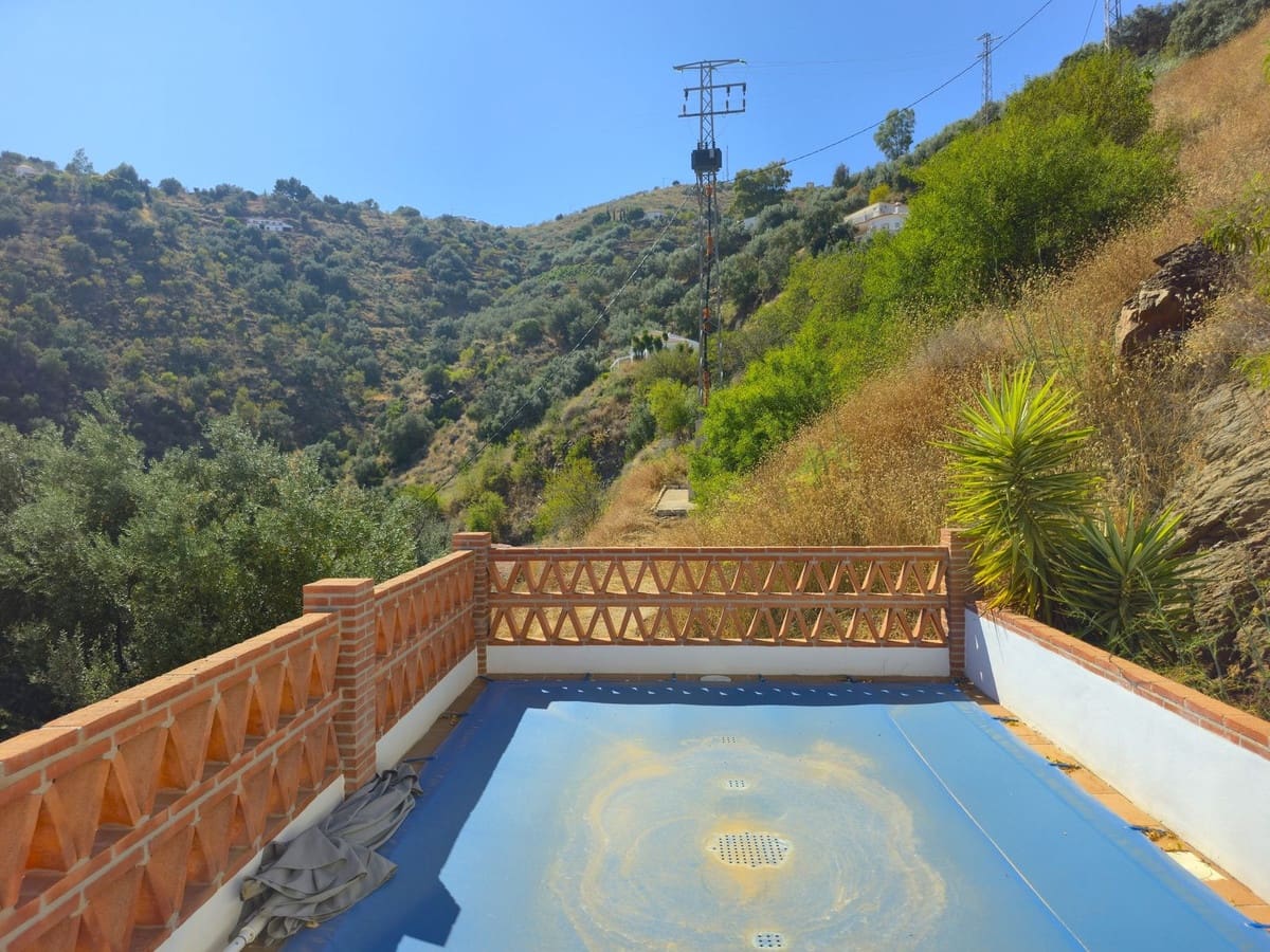 3 sypialnia Willa na sprzedaż w Arenas z basenem garażem - 299 000 € (Ref: 9101066)