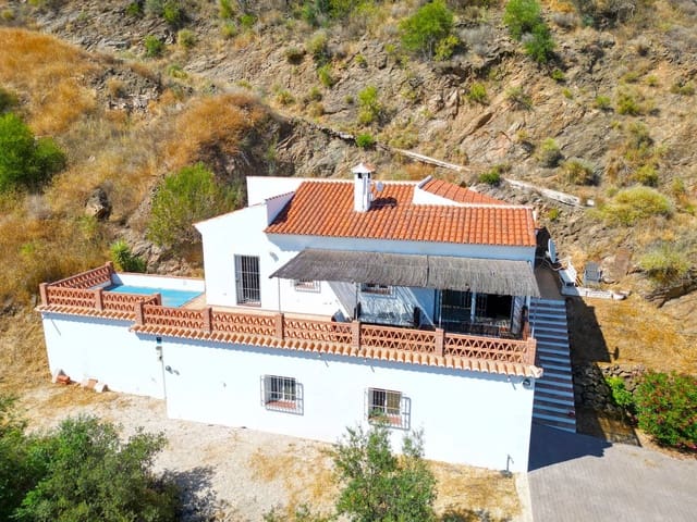3 soveværelse Villa til salg i Arenas med swimmingpool garage - € 299.000 (Ref: 9101066)