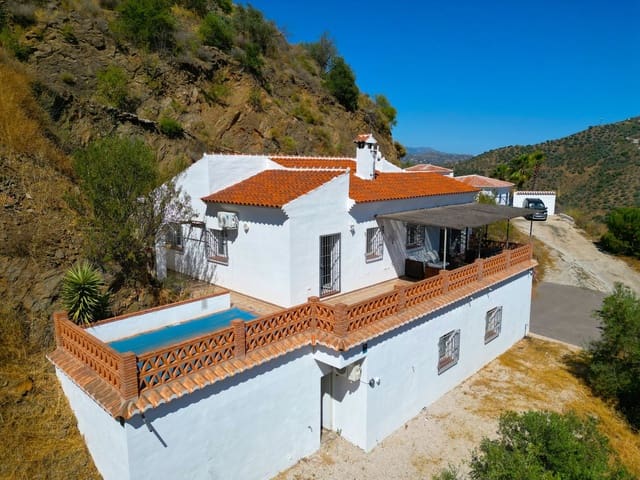 3 soveværelse Villa til salg i Arenas med swimmingpool garage - € 299.000 (Ref: 9101066)