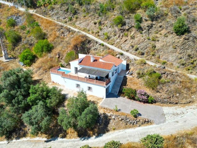 3 soveværelse Villa til salg i Arenas med swimmingpool garage - € 299.000 (Ref: 9101066)