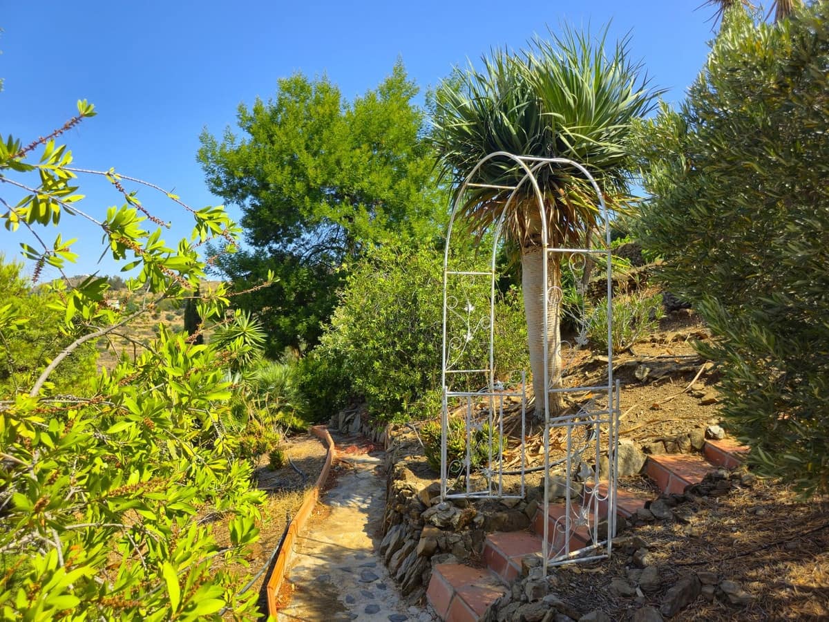 3 soverom Villa til salgs i Competa med svømmebasseng garasje - € 420 000 (Ref: 9113802)