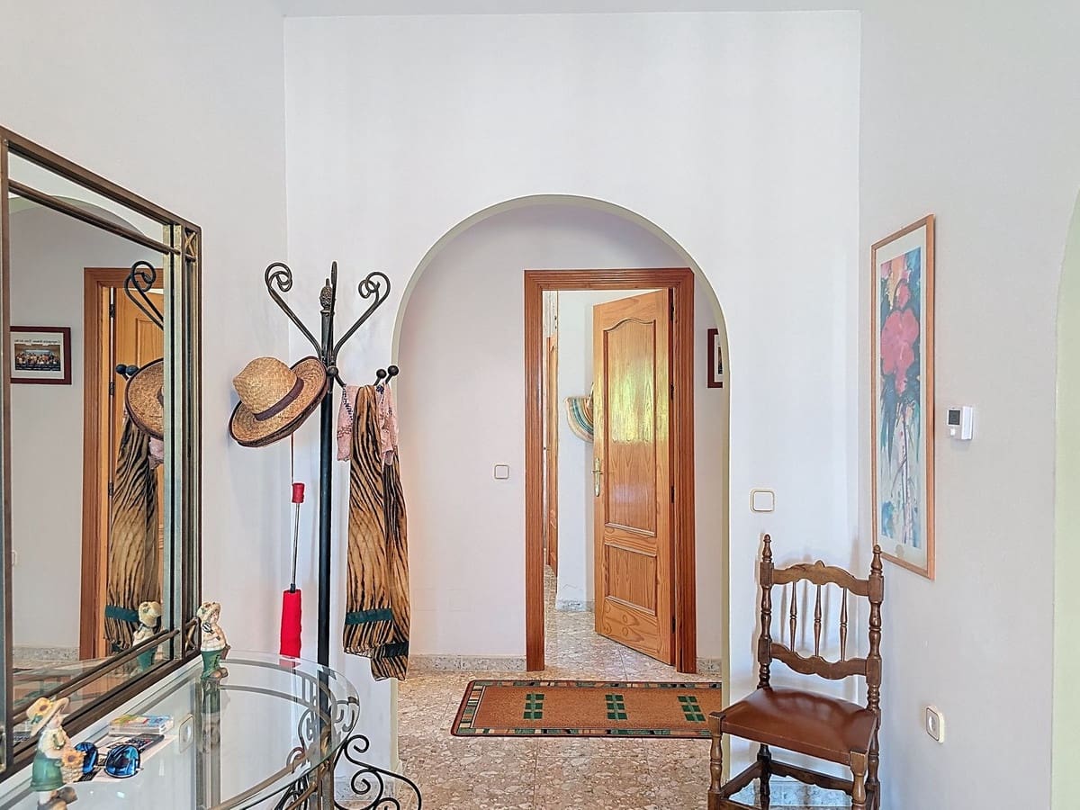 3 soverom Villa til salgs i Competa med svømmebasseng garasje - € 420 000 (Ref: 9113802)