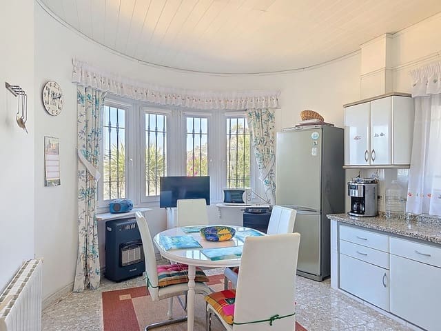 3 soverom Villa til salgs i Cómpeta med svømmebasseng garasje - € 420 000 (Ref: 9113802)