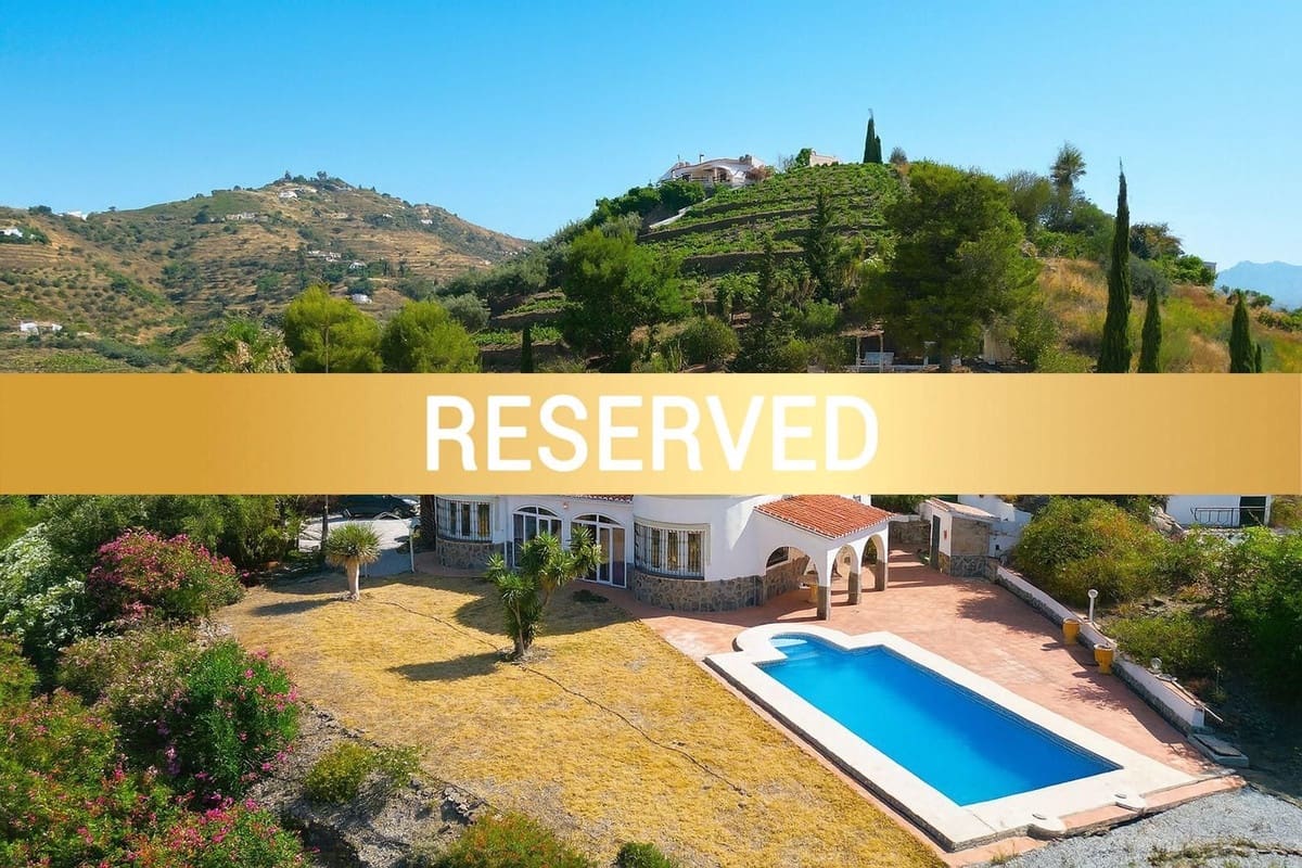 3 soverom Villa til salgs i Competa med svømmebasseng garasje - € 420 000 (Ref: 9113802)