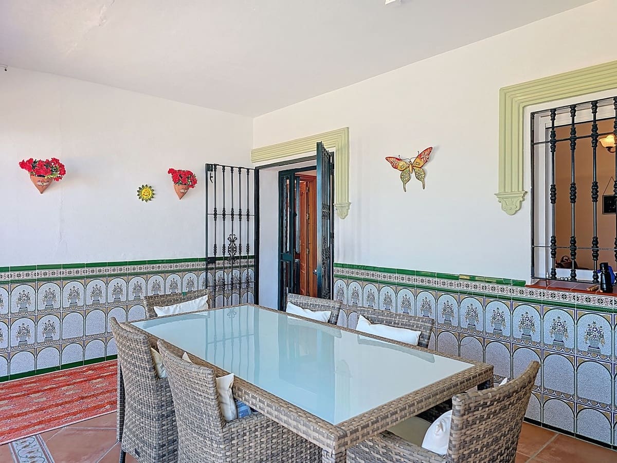 3 soverom Villa til salgs i Competa med svømmebasseng garasje - € 420 000 (Ref: 9113802)