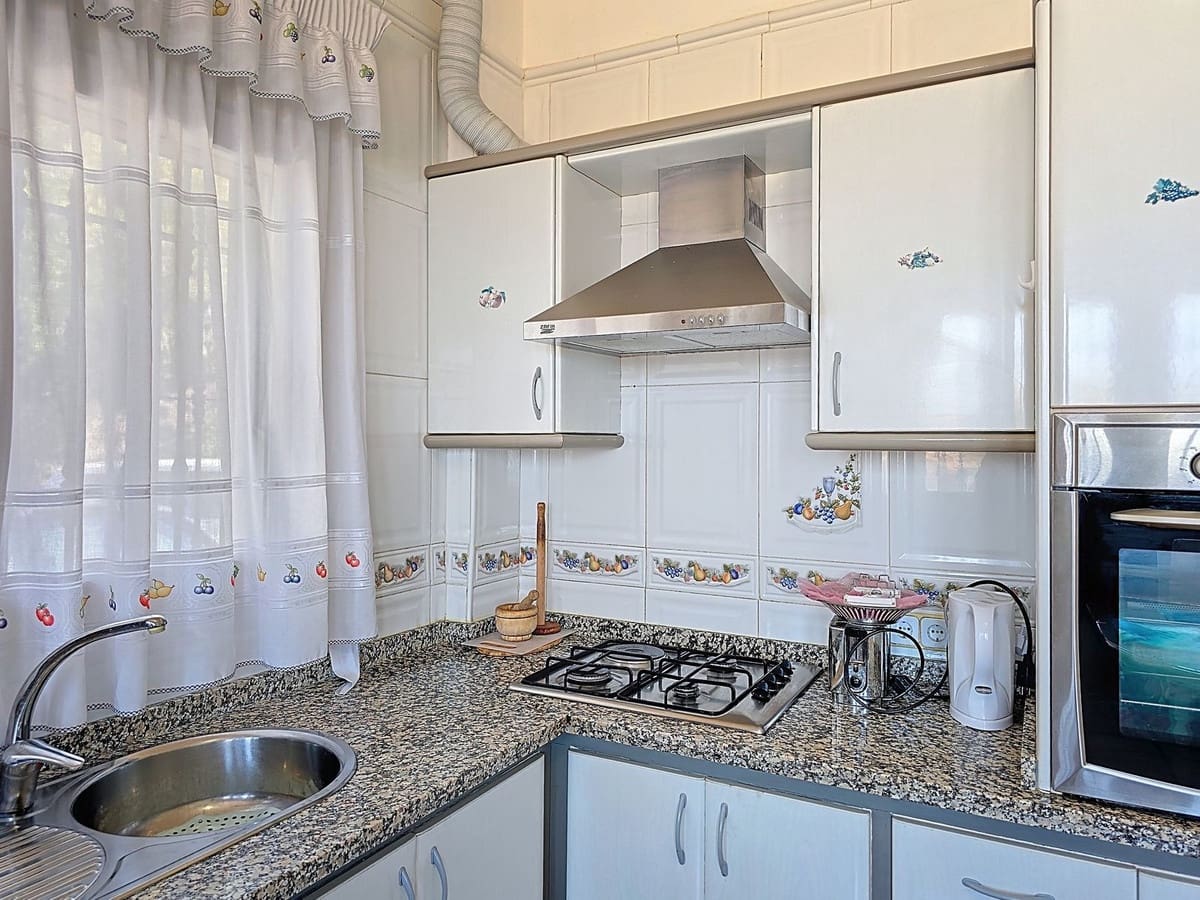 3 bedroom Villa for sale in Competa with pool garage - € 420,000 (Ref: 9113802)