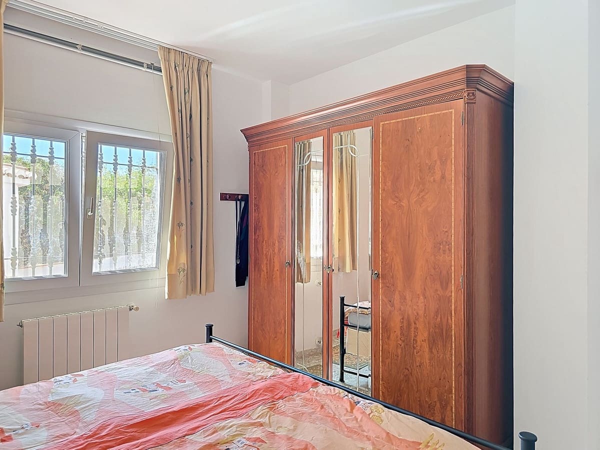 3 bedroom Villa for sale in Competa with pool garage - € 420,000 (Ref: 9113802)