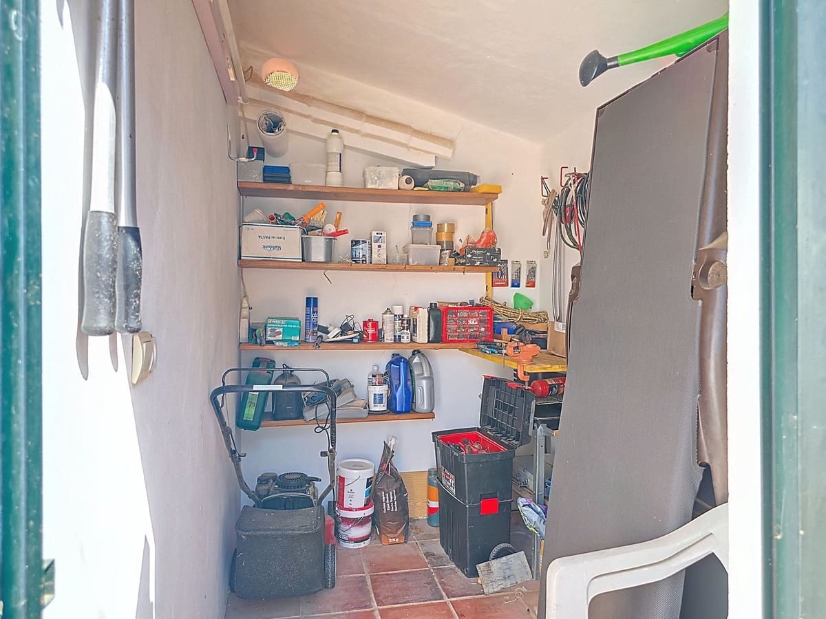 3 bedroom Villa for sale in Competa with pool garage - € 420,000 (Ref: 9113802)