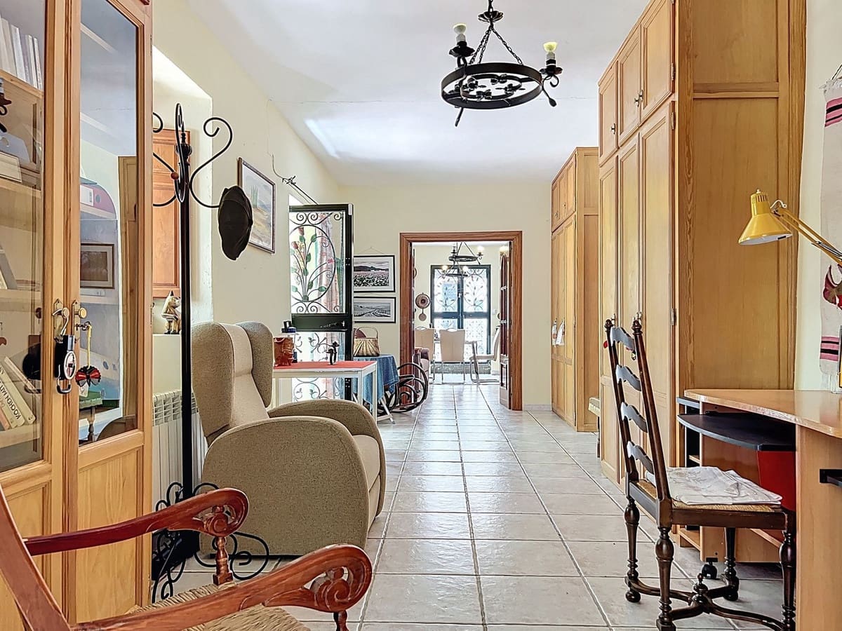 5 chambre Finca/Maison de Campagne à vendre à Villanueva de Tapia avec piscine garage - 595 000 € (Ref: 9117295)