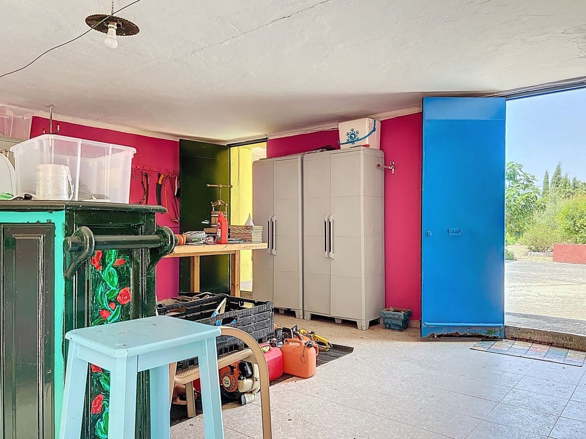 5 chambre Finca/Maison de Campagne à vendre à Villanueva de Tapia avec piscine garage - 595 000 € (Ref: 9117295)