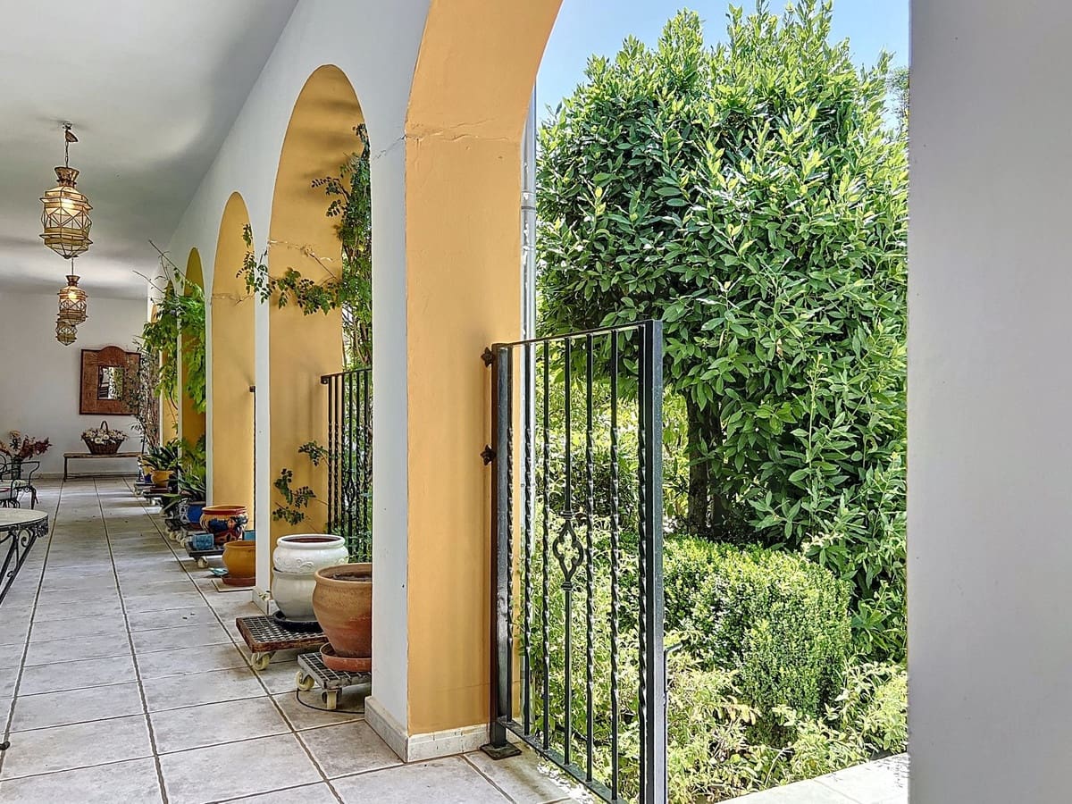 5 chambre Finca/Maison de Campagne à vendre à Villanueva de Tapia avec piscine garage - 595 000 € (Ref: 9117295)