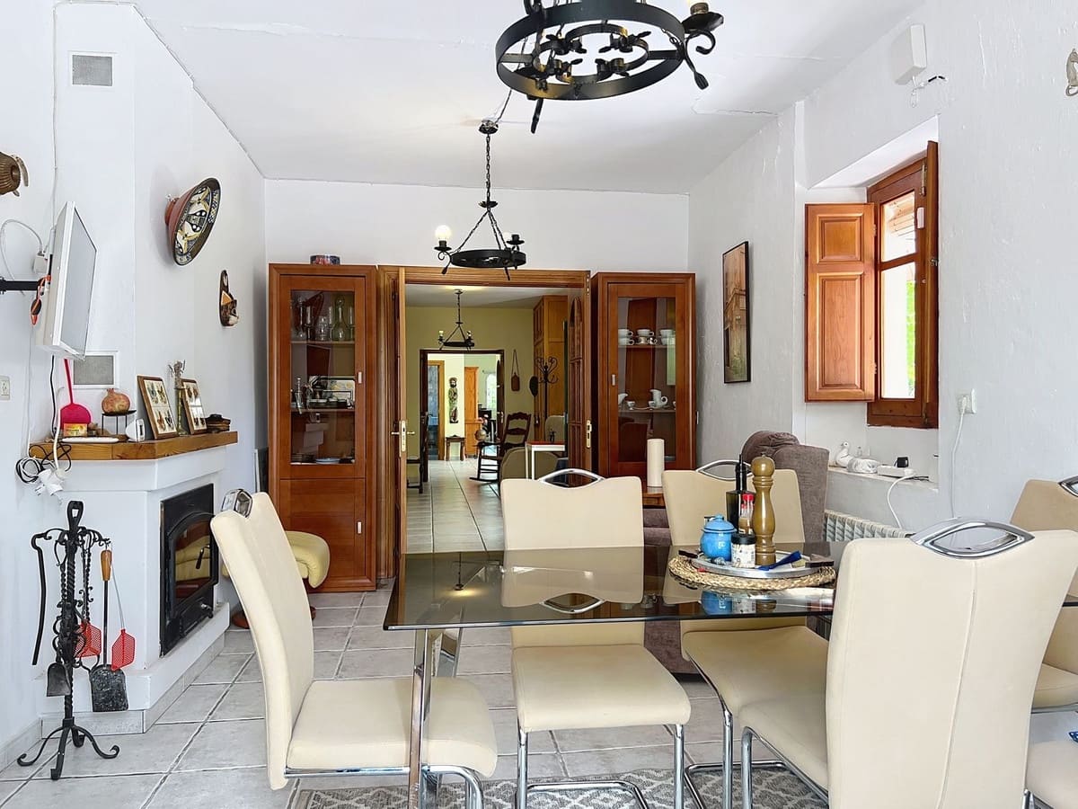 5 chambre Finca/Maison de Campagne à vendre à Villanueva de Tapia avec piscine garage - 595 000 € (Ref: 9117295)