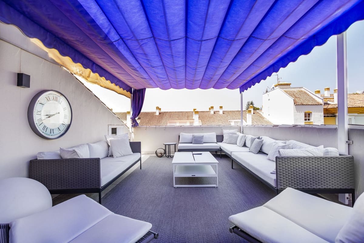 4 Zimmer Apartment zu verkaufen in Marbella mit Pool Garage - 1.360.000 € (Ref: 9124412)