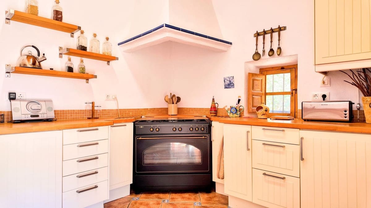 3 bedroom Finca/Country House for sale in Almogia with pool garage - € 339,000 (Ref: 9128676)