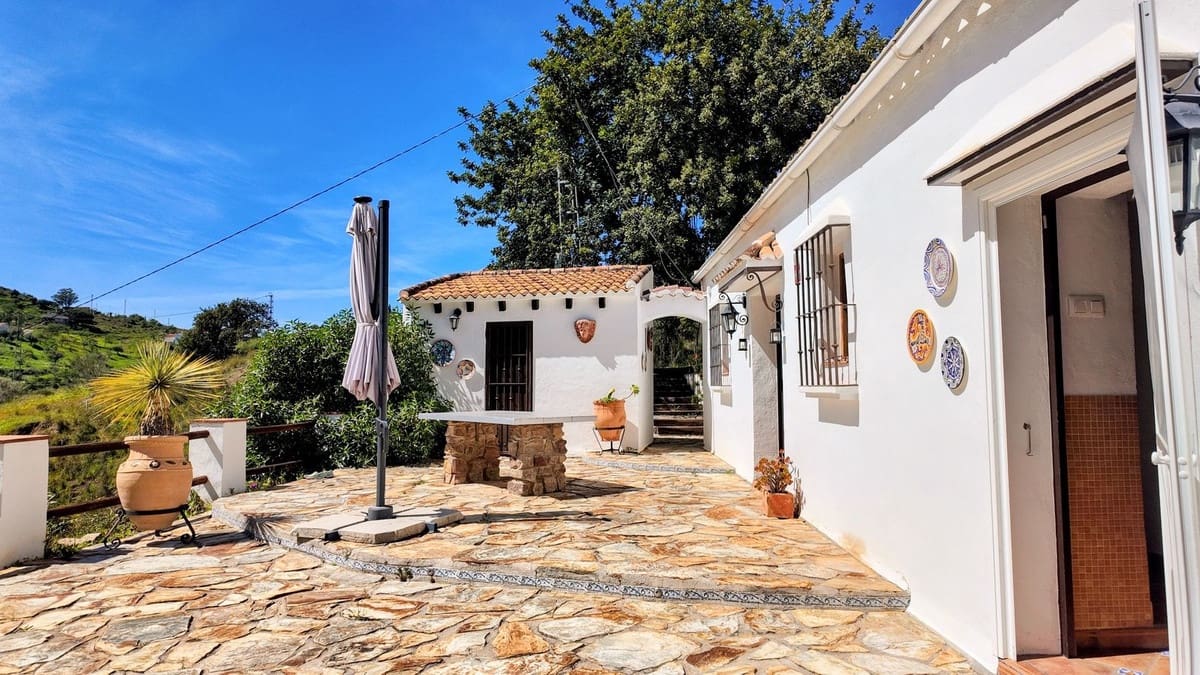 3 bedroom Finca/Country House for sale in Almogia with pool garage - € 339,000 (Ref: 9128676)