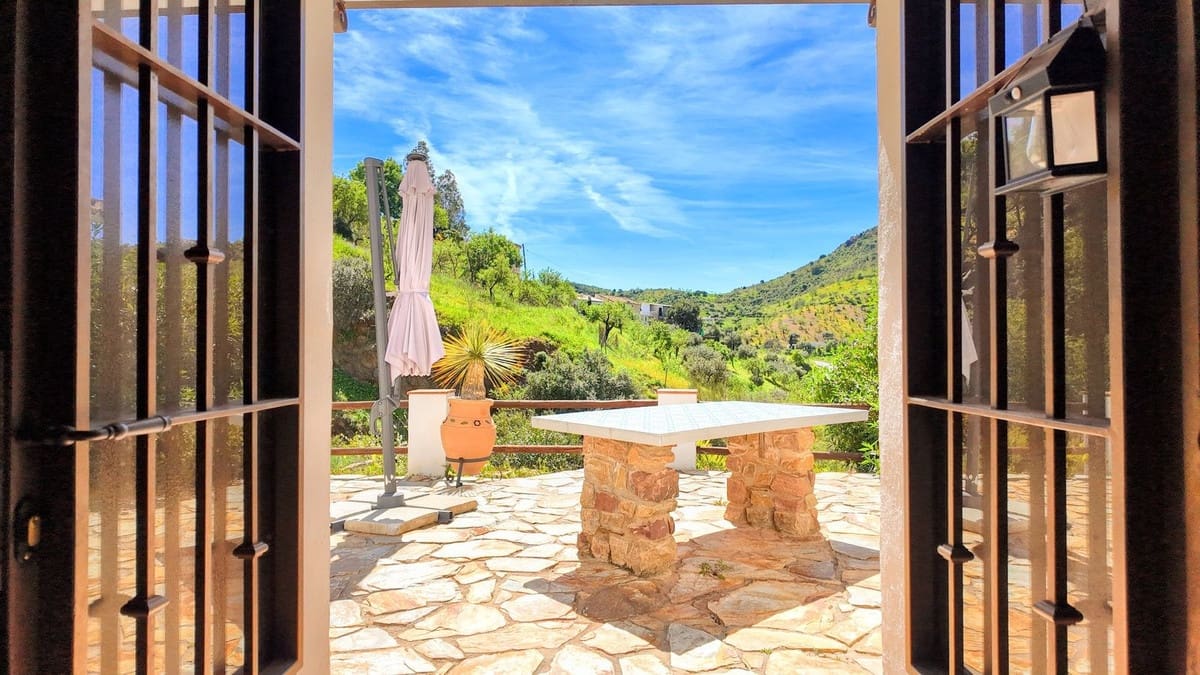 3 bedroom Finca/Country House for sale in Almogia with pool garage - € 339,000 (Ref: 9128676)