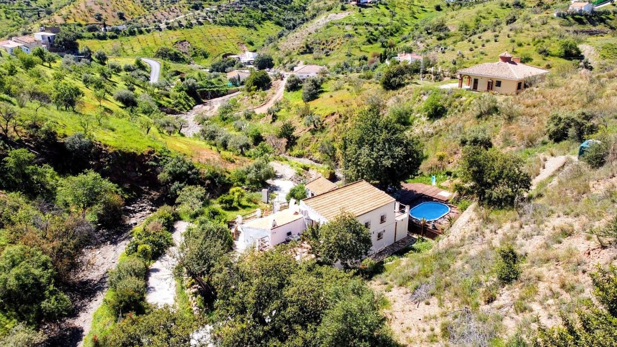 3 bedroom Finca/Country House for sale in Almogia with pool garage - € 339,000 (Ref: 9128676)