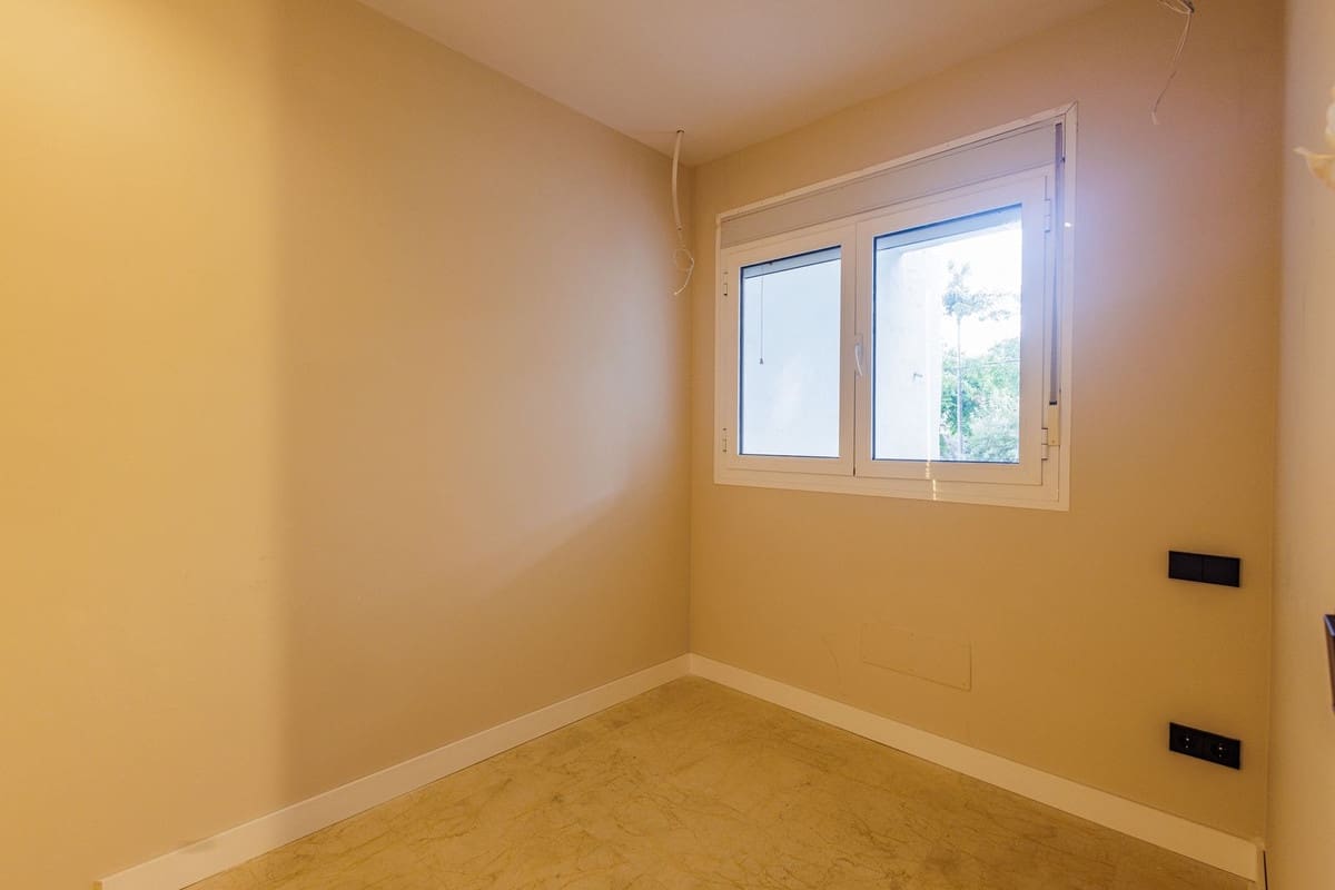 3 soverom Leilighet til salgs i Puerto Banus med svømmebasseng garasje - € 2 150 000 (Ref: 9128865)