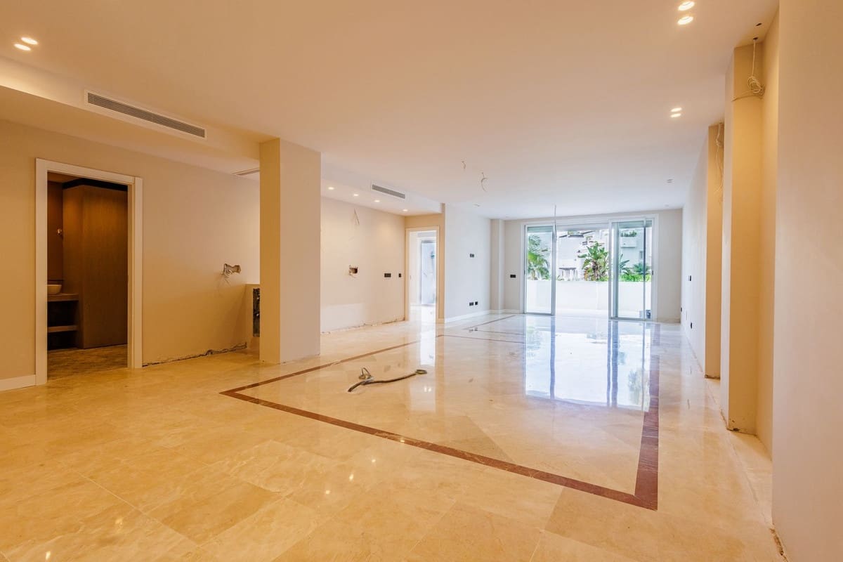 3 soverom Leilighet til salgs i Puerto Banus med svømmebasseng garasje - € 2 150 000 (Ref: 9128865)