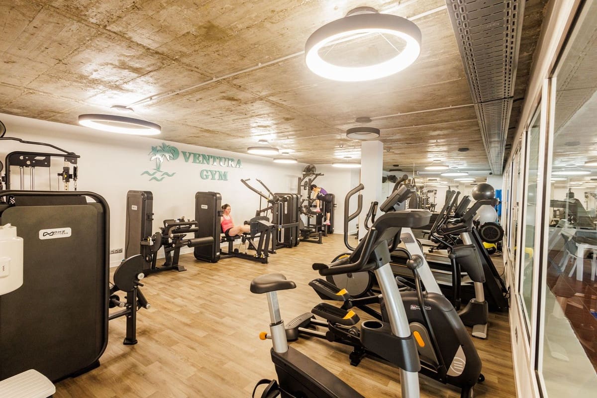 3 bedroom Apartment for sale in Puerto Banus with pool garage - € 2,150,000 (Ref: 9128865)