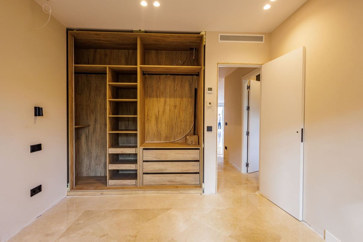 3 bedroom Apartment for sale in Puerto Banus with pool garage - € 2,150,000 (Ref: 9128865)