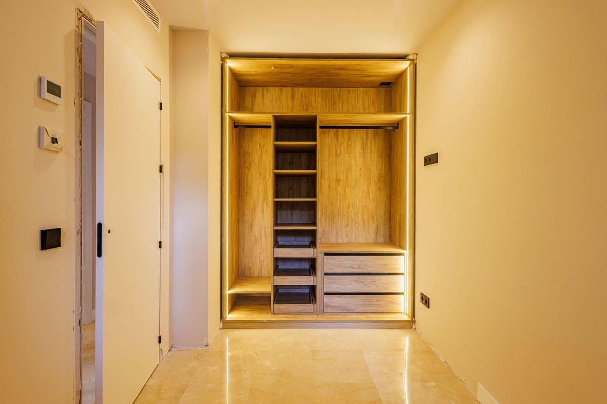 3 bedroom Apartment for sale in Puerto Banus with pool garage - € 2,150,000 (Ref: 9128865)