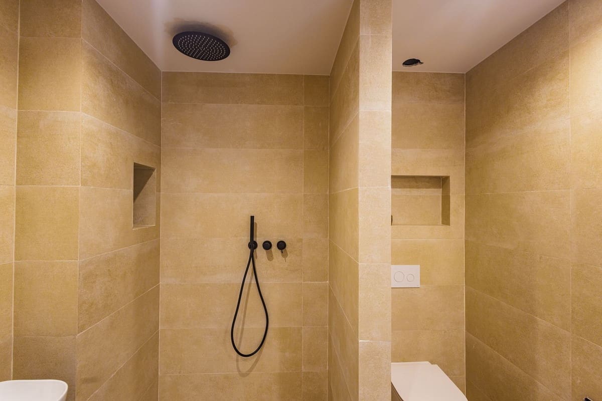 3 bedroom Apartment for sale in Puerto Banus with pool garage - € 2,150,000 (Ref: 9128865)