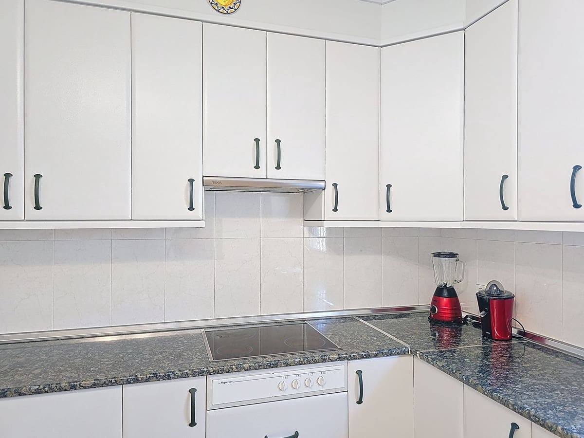 3 soverom Villa til salgs i Arenas med svømmebasseng garasje - € 495 000 (Ref: 9128866)