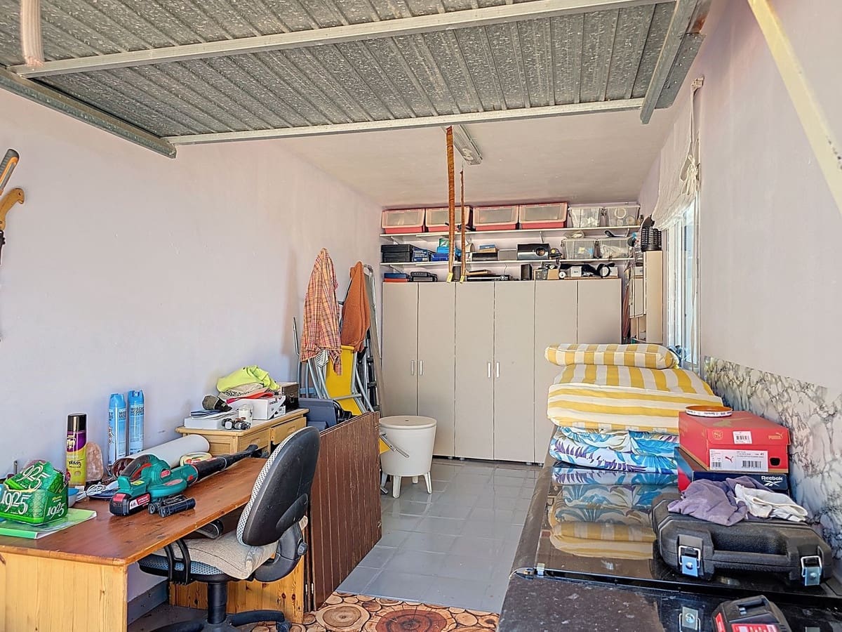 3 soverom Villa til salgs i Arenas med svømmebasseng garasje - € 495 000 (Ref: 9128866)