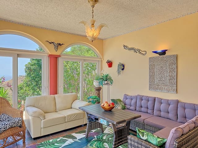 3 sovrum Villa till salu i Arenas med pool garage - 495 000 € (Ref: 9128866)